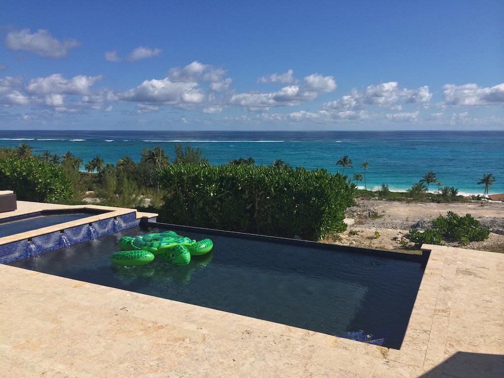 Sky Beach Club Governor S Harbour Extérieur photo