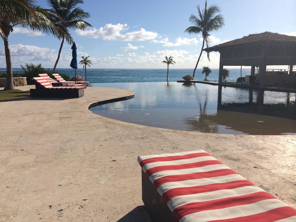 Sky Beach Club Governor S Harbour Extérieur photo