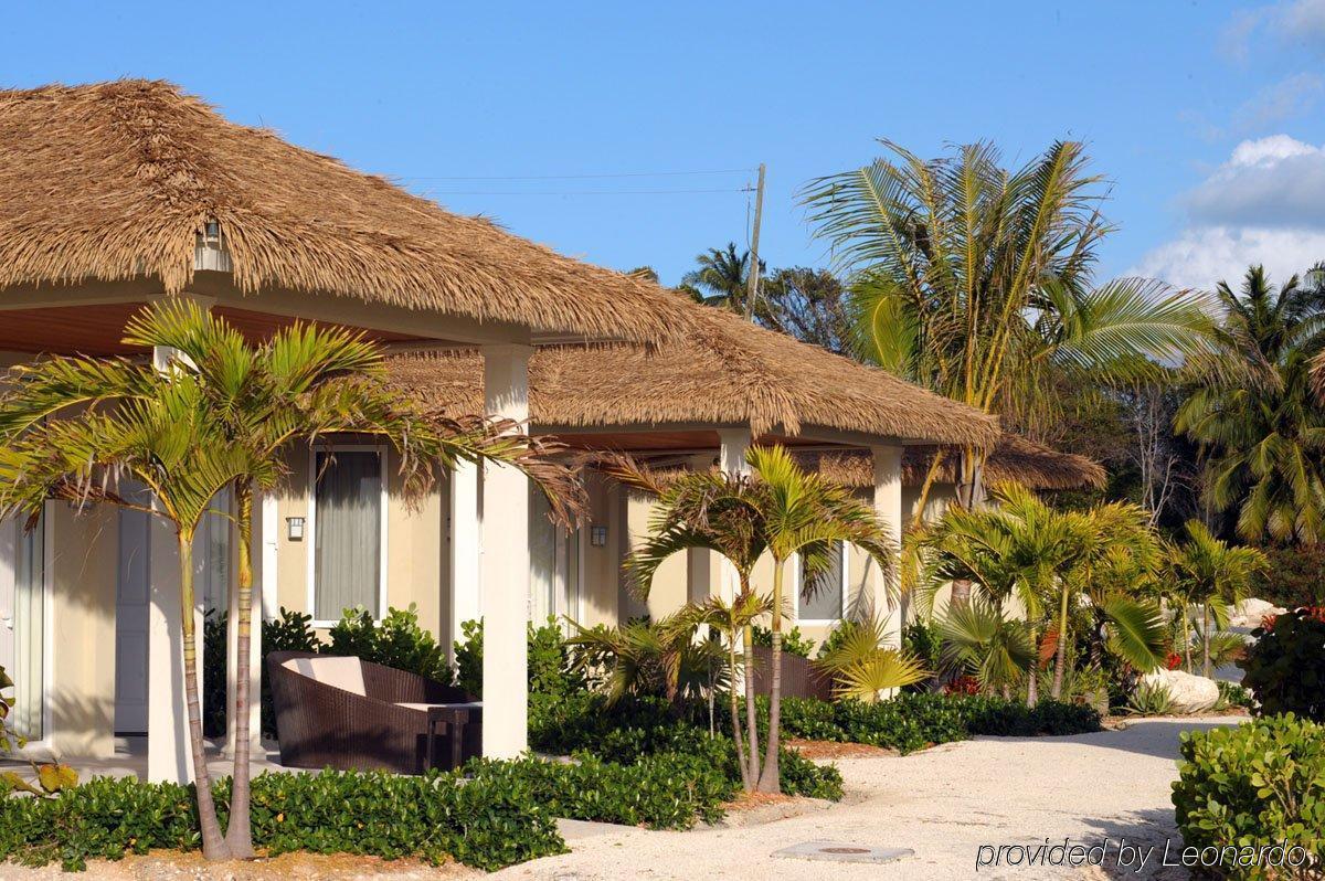 Sky Beach Club Governor S Harbour Chambre photo
